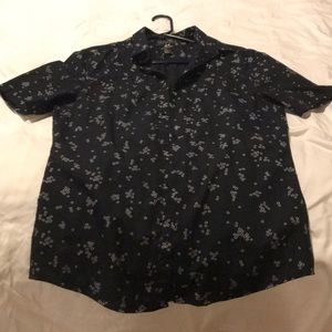 Men’s H&M short sleeve MEDIUM